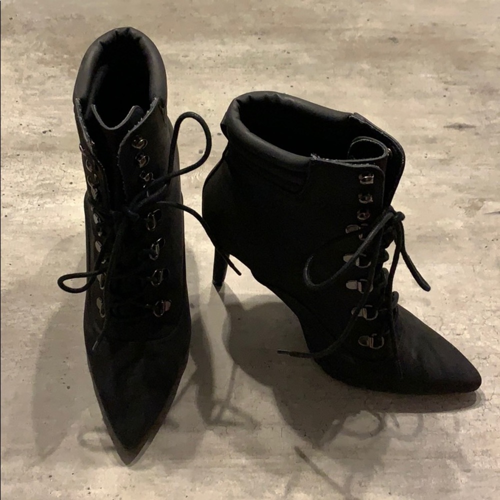 COPY - Le Chateau Lace-Up Pointy Toe Ankle Boot
